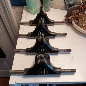 Set of 4 Black 3" Huck Trucks For Roller Skates